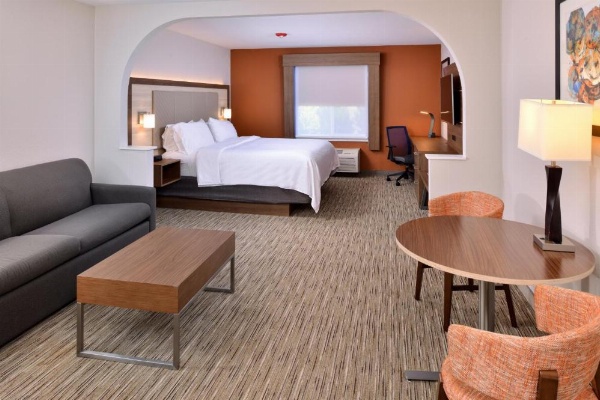 Holiday Inn Express Hotel & Suites Arcata/Eureka-Airport Area image 29