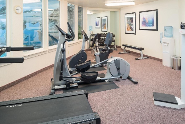 Holiday Inn Express Hotel & Suites Arcata/Eureka-Airport Area image 7